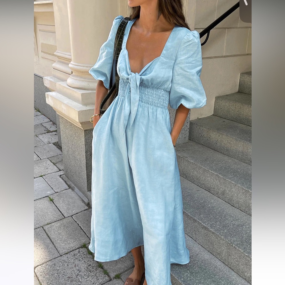 Commense Linen and Cotton blend  puff sleeve midi dress. NWT. Light Blue.